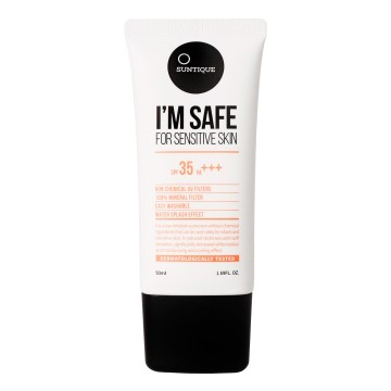 I'M Safe For Sensitive Skin - Suntique doesn't fail