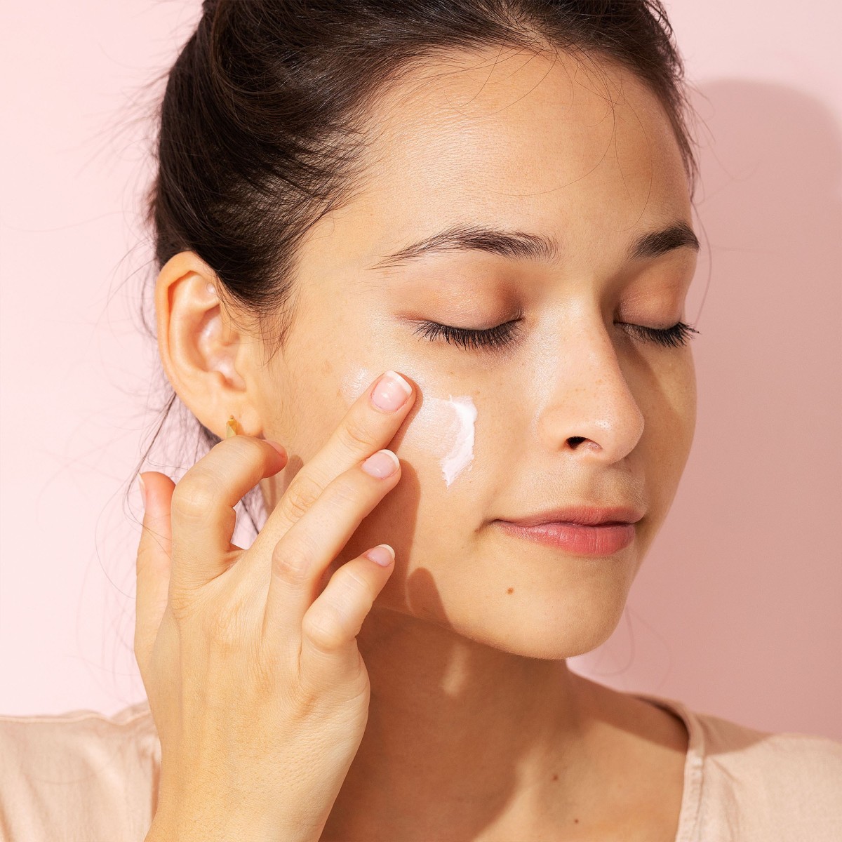 I'M Safe For Sensitive Skin - Suntique doesn't fail